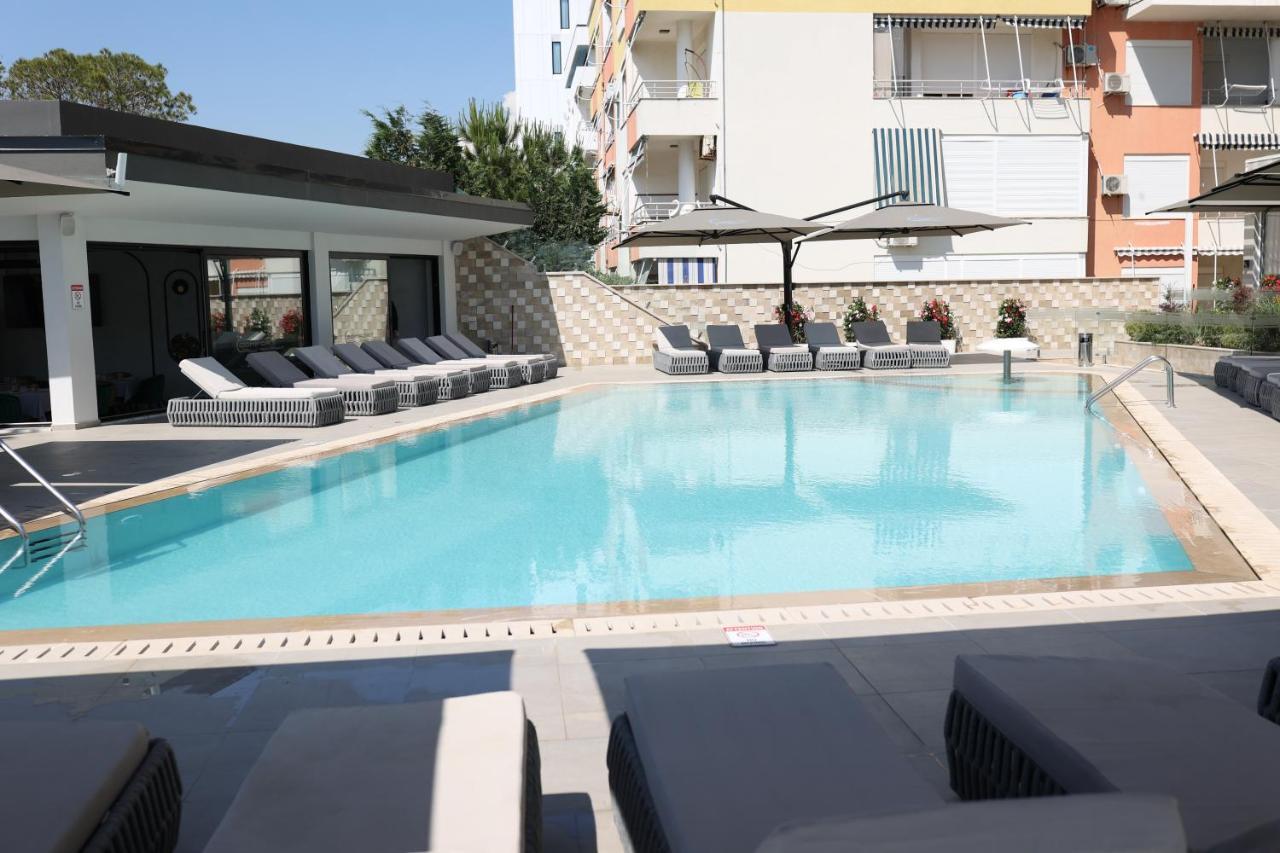 גולם Comfort Suites מראה חיצוני תמונה