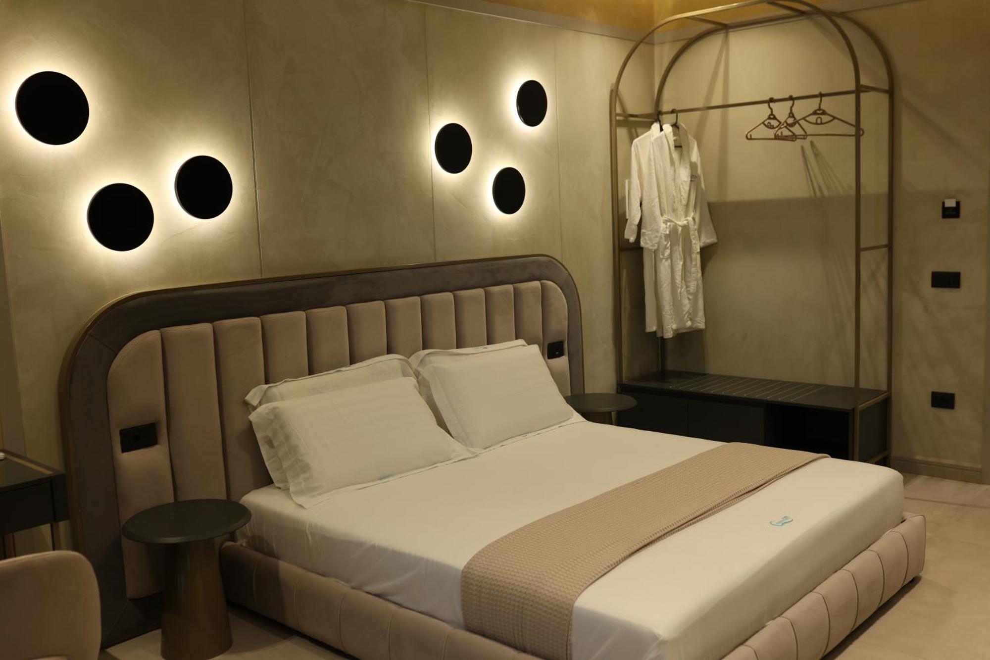 גולם Comfort Suites מראה חיצוני תמונה